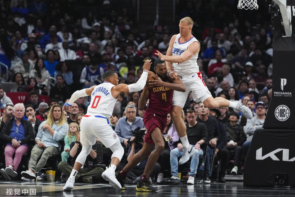 张镇麟通过 张镇麟通过