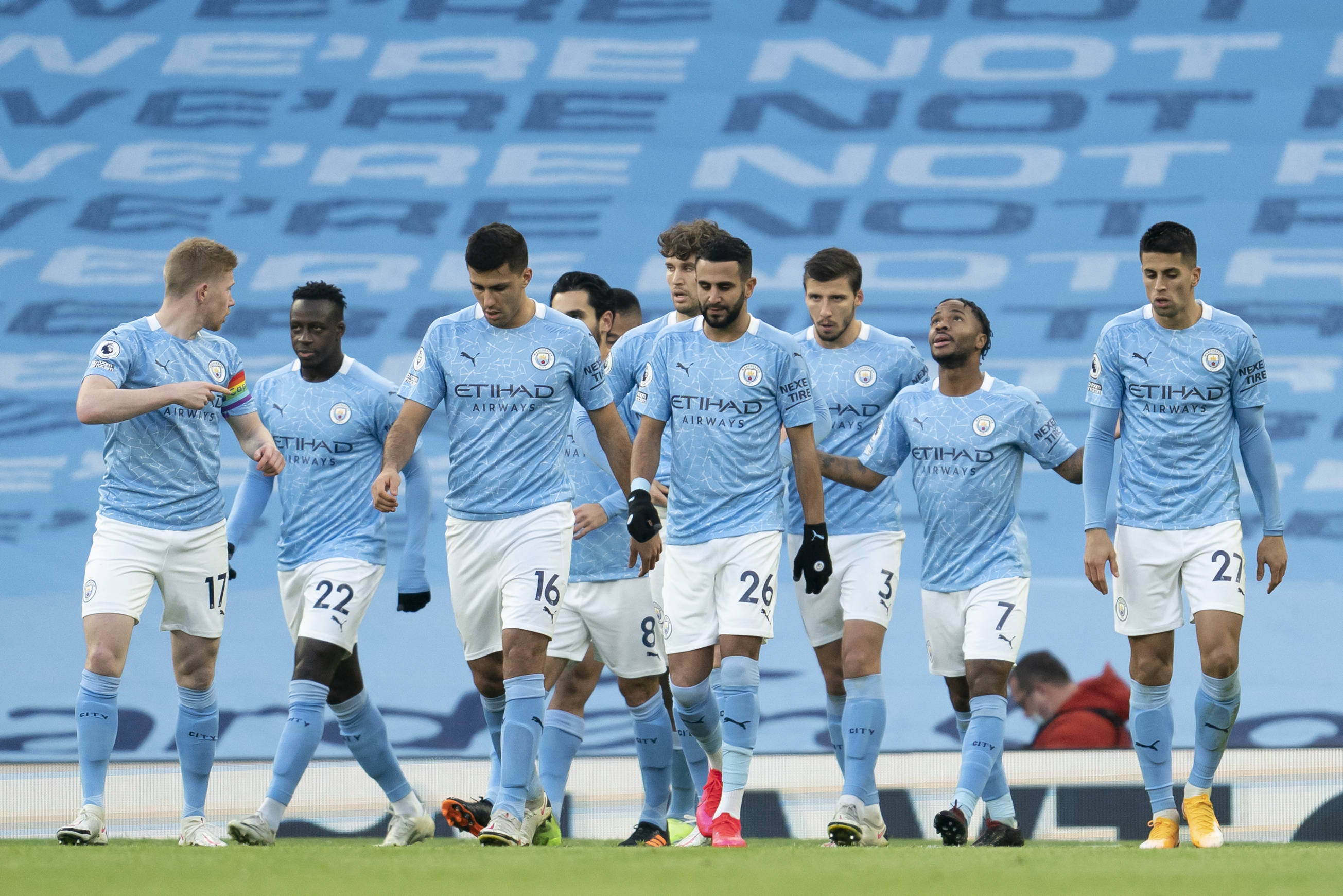 士终于再次 士终于再次